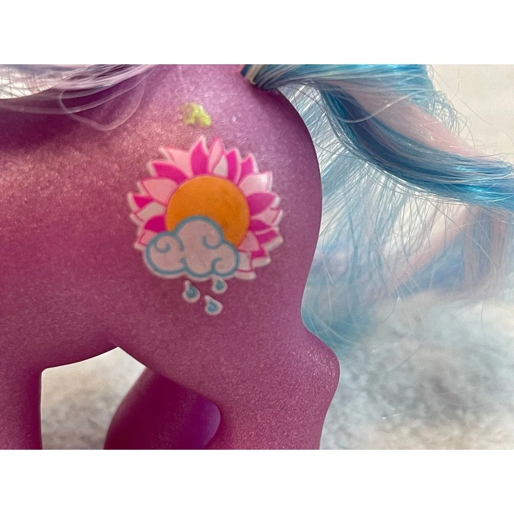 My Little Pony G3 Sunshower 2004 Purple Pearlescent Earth Pony Vintage Hasbro